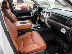 Used 2018  Toyota Tundra 2WD CrewMax SR5 5&period;7L at A Motors Sales & Finance near San Antonio&comma; TX