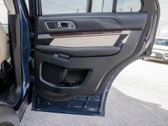 Used 2017 Ford Explorer 4d SUV 4WD Platinum at A Motors Sales & Finance near San Antonio, TX