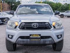 Used 2013  Toyota Tacoma 2WD Double Cab PreRunner V6 Short Bed at A Motors Sales & Finance near San Antonio&comma; TX
