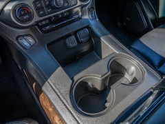 Used 2020  Chevrolet Suburban 4d SUV 4WD LT at A Motors Sales & Finance near San Antonio, TX