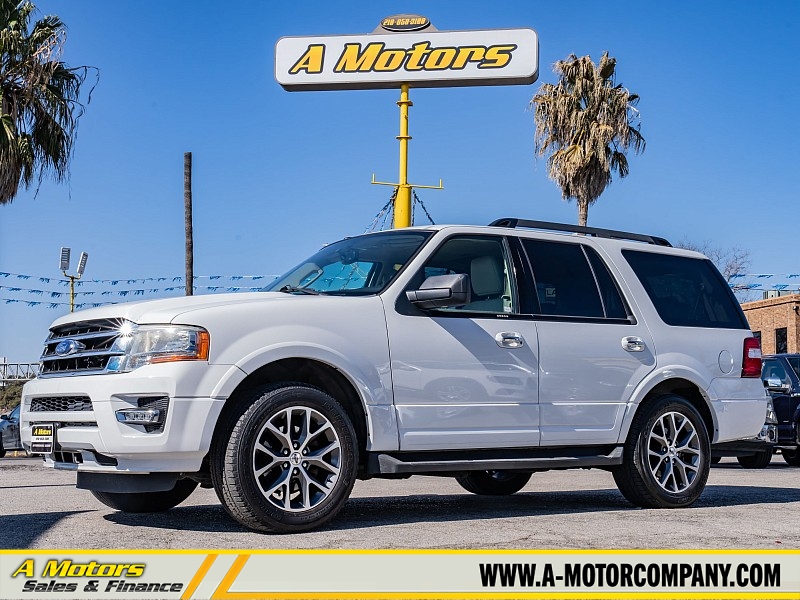 Used 2017  Ford Expedition 4d SUV 2WD XLT at A Motors Sales & Finance near San Antonio&comma; TX