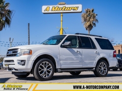 Used 2017  Ford Expedition 4d SUV 2WD XLT at A Motors Sales & Finance near San Antonio&comma; TX