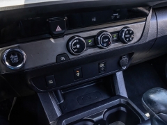 Used 2016  Toyota Tacoma 2WD Double Cab TRD Sport at A Motors Sales & Finance near San Antonio&comma; TX