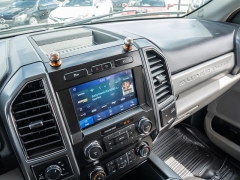 Used 2022  Ford Super Duty F-350 4WD XLT Crew Cab SRW 6&period;75' Box at A Motors Sales & Finance near San Antonio&comma; TX
