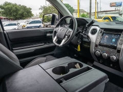 Used 2018  Toyota Tundra 2WD Double Cab SR5 4&period;6L at A Motors Sales & Finance near San Antonio&comma; TX