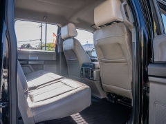 Used 2016  Ford F-150 2WD SuperCrew XLT 5 1/2 at A Motors Sales & Finance near San Antonio, TX