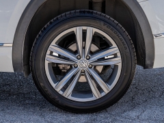 Used 2019 Volkswagen Atlas 4d SUV 3.6L SEL R-Line at A Motors Sales & Finance near San Antonio, TX