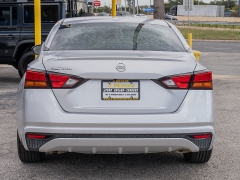 Used 2019  Nissan Altima 4d Sedan FWD 2&period;5L S at A Motors Sales & Finance near San Antonio&comma; TX