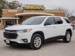 Used 2020  Chevrolet Traverse 4d SUV FWD LS w/1LS at A Motors Sales & Finance near San Antonio, TX
