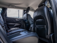 Used 2021  Jeep Cherokee Latitude Plus FWD at A Motors Sales & Finance near San Antonio&comma; TX