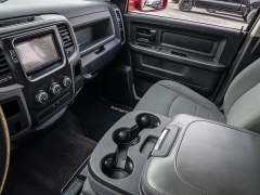 Used 2014  Ram 1500 2WD Crew Cab Express at A Motors Sales & Finance near San Antonio, TX