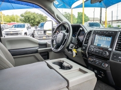 Used 2017  Ford Super Duty F-250 4WD Crew Cab XLT at A Motors Sales & Finance near San Antonio&comma; TX