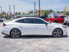 Used 2021  Hyundai Sonata SEL Plus 1&period;6T at A Motors Sales & Finance near San Antonio&comma; TX