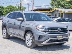 Used 2021  Volkswagen Atlas Cross Sport 2&period;0T SE w&sol;Technology FWD at A Motors Sales & Finance near San Antonio&comma; TX