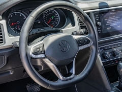 Used 2021  Volkswagen Atlas Cross Sport 2&period;0T SE w&sol;Technology FWD at A Motors Sales & Finance near San Antonio&comma; TX