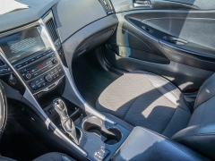 Used 2014  Hyundai Sonata 4d Sedan SE 2.0T at A Motors Sales & Finance near San Antonio, TX