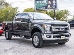Used 2019  Ford Super Duty F-250 4WD Crew Cab XLT at A Motors Sales & Finance near San Antonio, TX