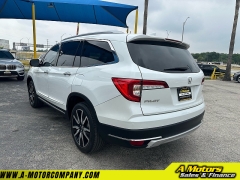 Used 2020 Honda Pilot 4d SUV FWD Touring 7-Passenger at A Motors Sales & Finance near San Antonio, TX