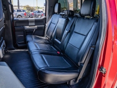 Used 2017  Ford F-150 4WD SuperCrew Lariat 5 1&sol;2 at A Motors Sales & Finance near San Antonio&comma; TX