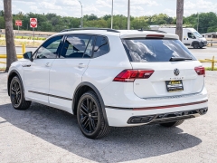 Used 2022  Volkswagen Tiguan 2&period;0T SE R-Line Black FWD at A Motors Sales & Finance near San Antonio&comma; TX