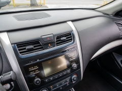 Used 2015  Nissan Altima 4d Sedan S 2&period;5L at A Motors Sales & Finance near San Antonio&comma; TX