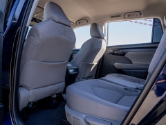 Used 2020  Toyota Highlander 4d SUV FWD LE at A Motors Sales & Finance near San Antonio, TX