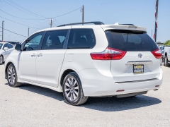 Used 2020  Toyota Sienna 4d Wagon FWD Limited Premium 7-Passenger at A Motors Sales & Finance near San Antonio&comma; TX