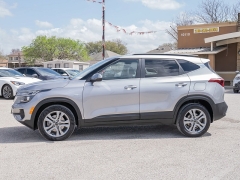 Used 2021  Kia Seltos 4d SUV AWD S at A Motors Sales & Finance near San Antonio&comma; TX