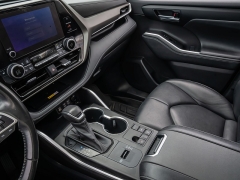 Used 2023  Toyota Highlander XLE FWD at A Motors Sales & Finance near San Antonio&comma; TX