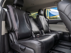 Used 2022  Kia Carnival LX Seat Package FWD at A Motors Sales & Finance near San Antonio, TX