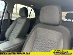 Used 2023 Chevrolet Equinox FWD 4dr LT w/1LT at A Motors Sales & Finance near San Antonio, TX