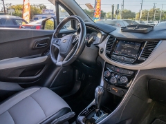 Used 2020  Chevrolet Trax 4d SUV FWD Premier at A Motors Sales & Finance near San Antonio, TX