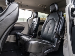 Used 2019  Chrysler Pacifica 4d Wagon Limited at A Motors Sales & Finance near San Antonio&comma; TX