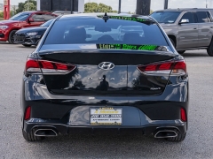 Used 2018  Hyundai Sonata 4d Sedan Sport 2&period;4L at A Motors Sales & Finance near San Antonio&comma; TX