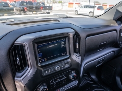 Used 2020  Chevrolet Silverado 2500 4WD Crew Cab Work Truck Gas at A Motors Sales & Finance near San Antonio&comma; TX