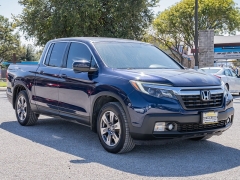 Used 2017  Honda Ridgeline Crew Cab FWD RTL-T at A Motors Sales & Finance near San Antonio&comma; TX