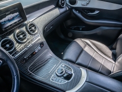 Used 2019  Mercedes-Benz GLC-Class 4d SUV GLC300 at A Motors Sales & Finance near San Antonio&comma; TX