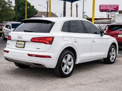Used 2019  Audi Q5 4d SUV 2&period;0T Quattro Prestige at A Motors Sales & Finance near San Antonio&comma; TX
