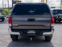 Used 2017 Toyota Tacoma 4WD Access Cab TRD Off-Road at A Motors Sales & Finance near San Antonio, TX
