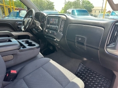 Used 2018 Chevrolet Silverado 1500 4WD Crew Cab LT Z71 at A Motors Sales & Finance near San Antonio, TX