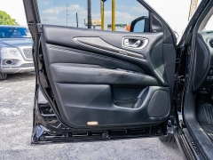 Used 2020 INFINITI QX60 4d SUV FWD SIGNATURE at A Motors Sales & Finance near San Antonio, TX