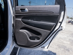 Used 2017 Jeep Grand Cherokee 4d SUV 2WD Laredo at A Motors Sales & Finance near San Antonio, TX