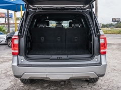Used 2020  Ford Expedition 4d SUV 2WD XLT at A Motors Sales & Finance near San Antonio&comma; TX