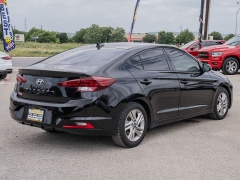 Used 2020  Hyundai Elantra 4d Sedan SEL at A Motors Sales & Finance near San Antonio&comma; TX