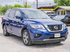 Used 2020  Nissan Pathfinder 4d SUV 4WD SL at A Motors Sales & Finance near San Antonio&comma; TX