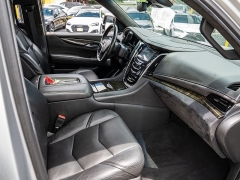 Used 2019  Cadillac Escalade ESV 4d SUV 4WD Platinum at A Motors Sales & Finance near San Antonio&comma; TX