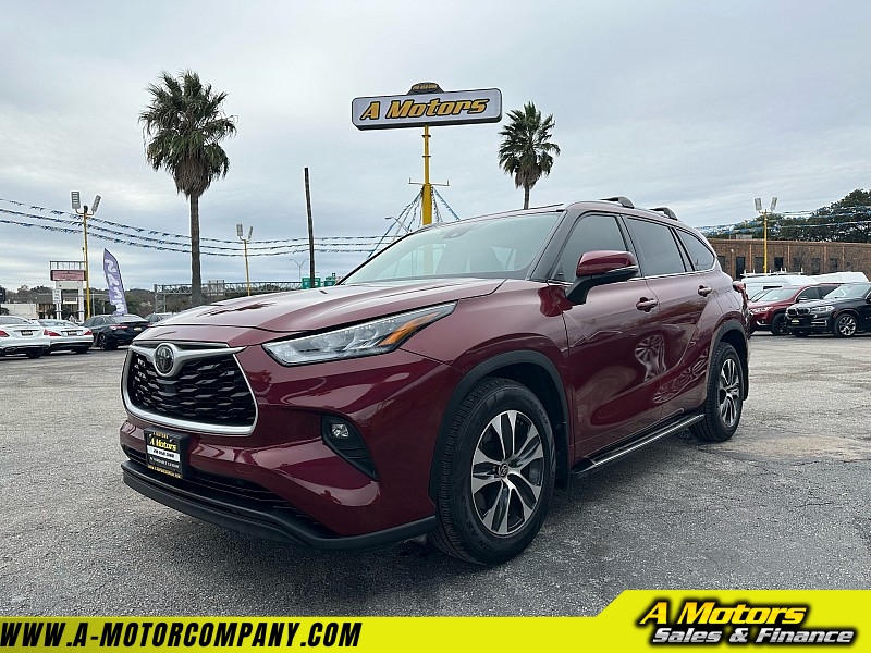 Used 2020  Toyota Highlander 4d SUV FWD XLE at A Motors Sales & Finance near San Antonio, TX