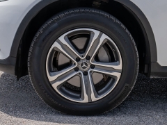 Used 2017  Mercedes-Benz GLC-Class 4d SUV GLC300 at A Motors Sales & Finance near San Antonio&comma; TX