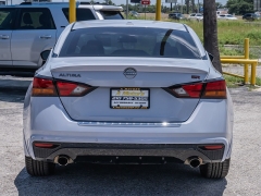 Used 2023  Nissan Altima 2&period;5 SR Sedan at A Motors Sales & Finance near San Antonio&comma; TX