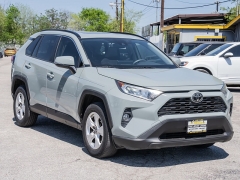 Used 2019  Toyota RAV4 4d SUV FWD XLE at A Motors Sales & Finance near San Antonio&comma; TX